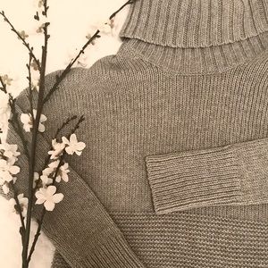 GAP wool-blend chunky turtleneck sweater, Medium